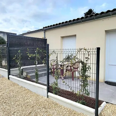 Apartment Residences Les Sansonnets 
